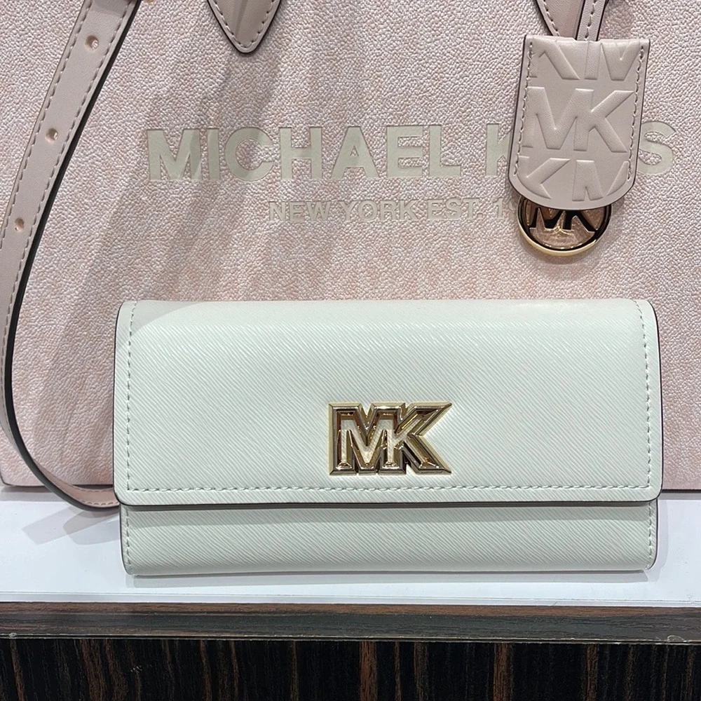Michael Kors Mimi Large Saffiano Leather Bi-Fold Continental Wallet
Optic White - Picture 1 of 16
